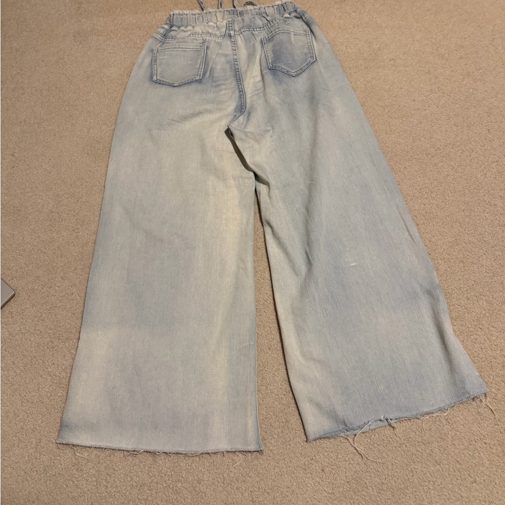 POL Light Blue Frayed Hem Jeans - Picture 3 of 7
